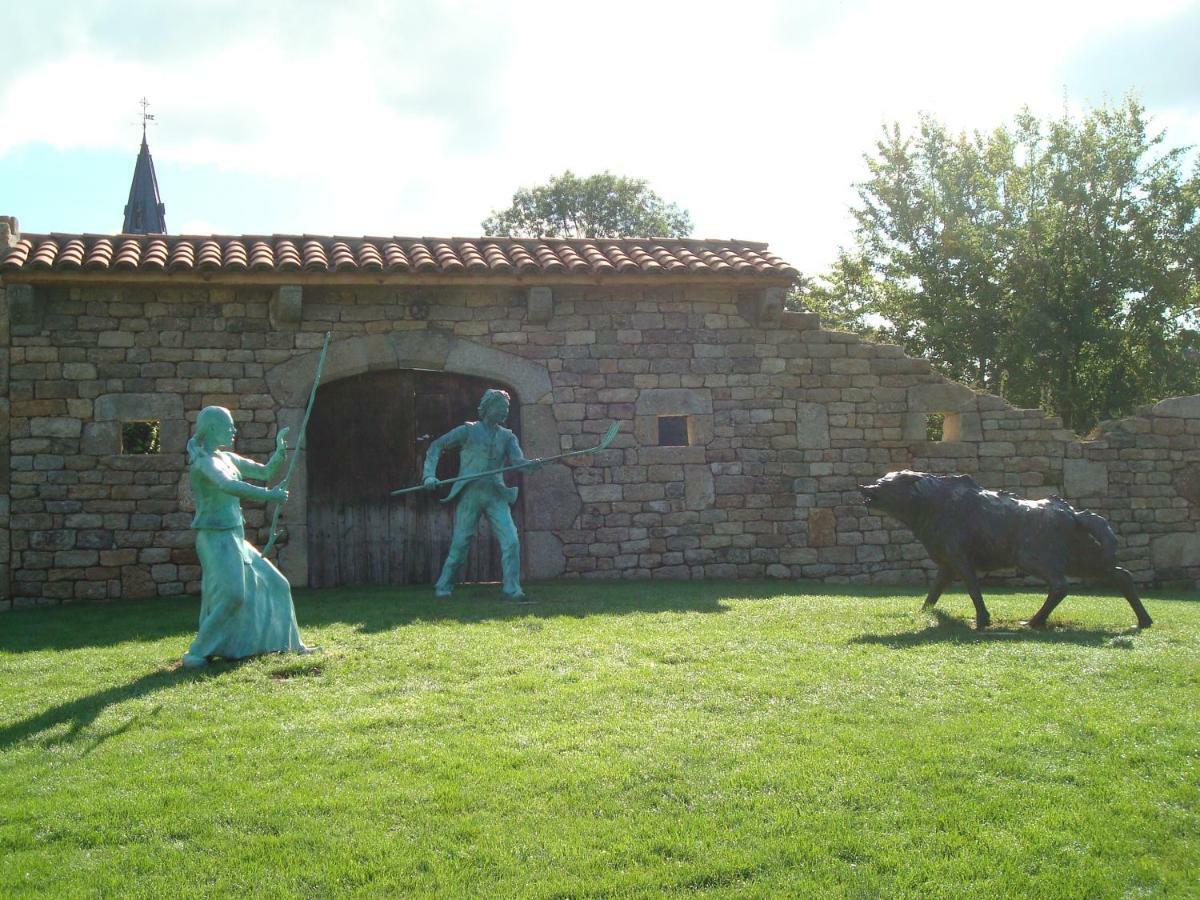 Gite A La Ferme Le Malzieu-Ville エクステリア 写真